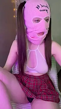Miroslavva  online show from April 2026 03:09:01 PM