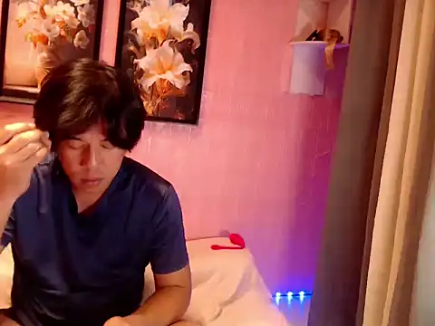 akiramoore online show from May 2026 07:26:02 AM