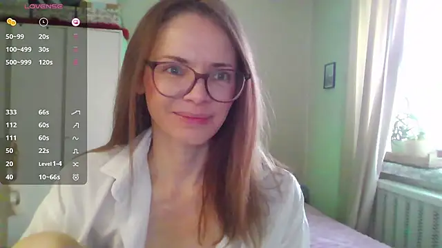 Snapshot of mmmay_day chatting on April 2026 04:13:02 AM mmmay day online show from April 2026 04:13:02 AM