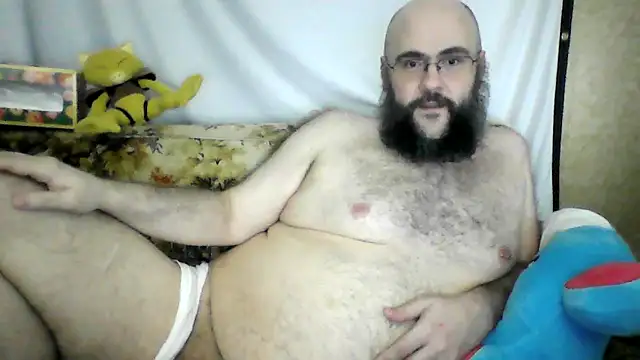 Snapshot of BriTheTopBear chatting on April 2026 10:30:02 AM BriTheTopBear online show from April 2026 10:30:02 AM