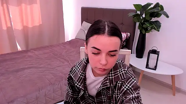 Snapshot of Little_Ami_ chatting on April 2026 01:29:02 PM Little Ami online show from April 2026 01:29:02 PM