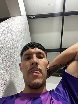 ALEXXXTREM69 online show from June 2026 04:56:02 PM