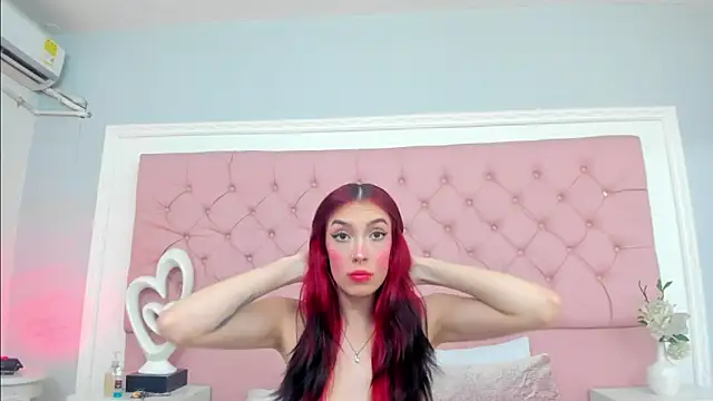 Snapshot of DannaFlame_ chatting on June 2026 06:38:02 AM DannaFlame online show from June 2026 06:38:02 AM