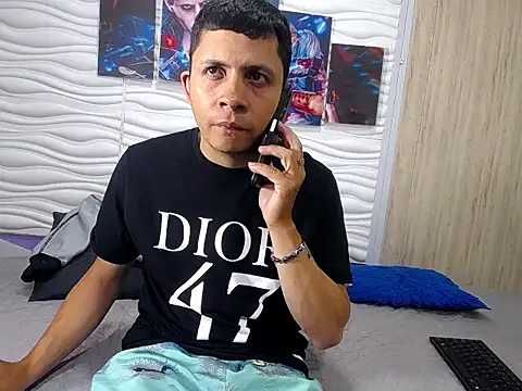 Snapshot of romeojupi chatting on April 2026 01:41:01 AM romeojupi online show from April 2026 01:41:01 AM