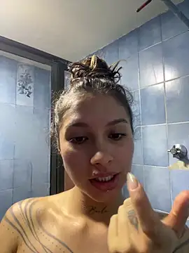 Dreanaa online show from June 2026 08:55:01 PM
