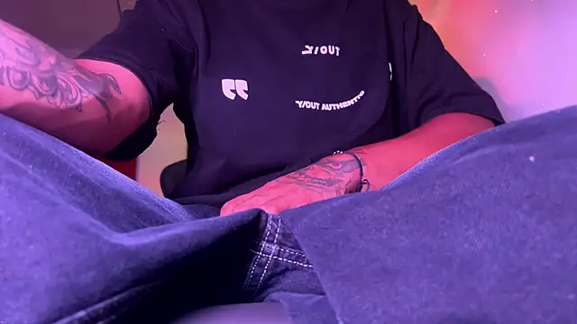 77 Tonny online show from April 2026 01:33:01 AM