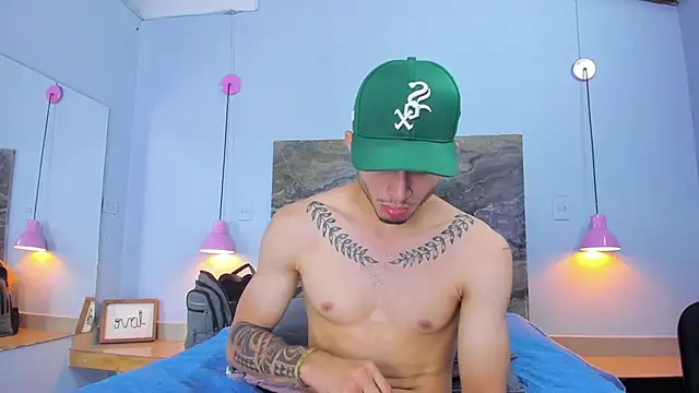 James-06 online show from May 2026 01:52:01 PM