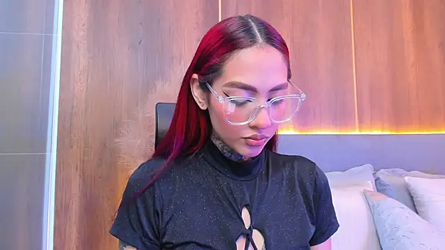  Megan Angel  online show from April 2026 04:00:02 PM