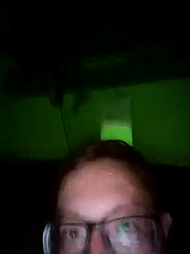 Snapshot of zsolt1910 chatting on May 2026 08:14:02 PM zsolt1910 online show from May 2026 08:14:02 PM