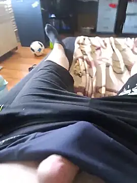Snapshot of zsolt1910 chatting on May 2026 12:44:01 PM zsolt1910 online show from May 2026 12:44:01 PM