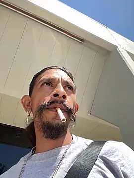 Snapshot of HDGarc chatting on April 2026 05:13:02 PM HDGarc online show from April 2026 05:13:02 PM