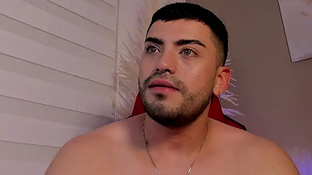 Alexander Diazz online show from May 2026 12:40:02 AM