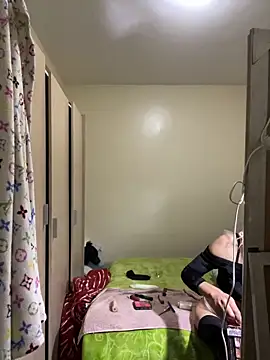 Blacktourmalinee online show from April 2026 07:14:01 PM