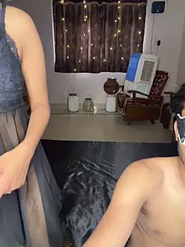 Love Birds00 online show from June 2026 08:46:02 AM