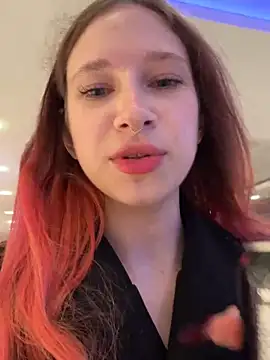 Snapshot of michelle_lovique chatting on May 2026 08:21:02 AM michelle lovique online show from May 2026 08:21:02 AM
