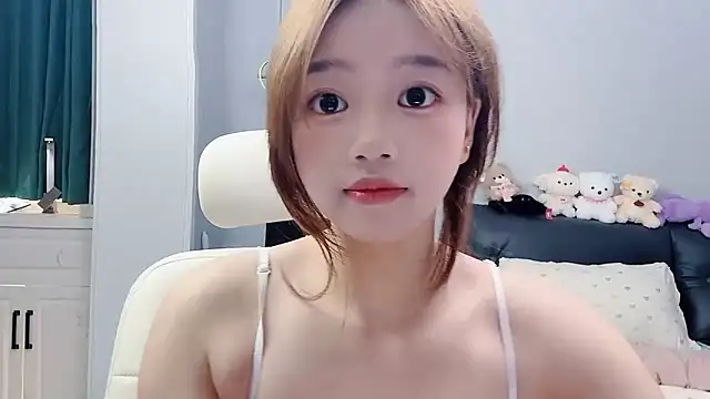 Snapshot of Lilababy00 chatting on June 2026 04:08:01 AM Lilababy00 online show from June 2026 04:08:01 AM