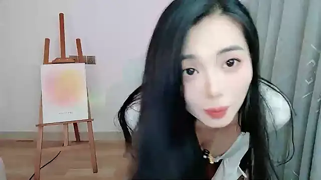 Snapshot of M-CC-M chatting on May 2026 02:34:02 PM M-CC-M online show from May 2026 02:34:02 PM