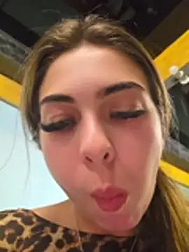 AylinRosee online show from June 2026 04:08:02 PM