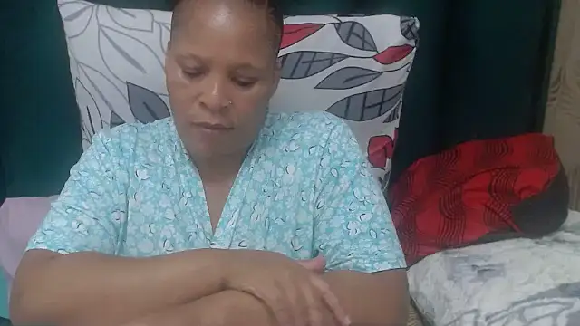 CaramelMelons78 online show from May 2026 04:37:01 PM