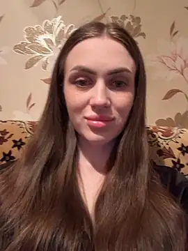 Snapshot of AlinaLove3213 chatting on June 2026 06:10:02 PM AlinaLove3213 online show from June 2026 06:10:02 PM