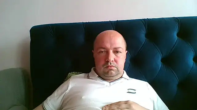 Snapshot of Luceriusbigass chatting on May 2026 06:43:02 AM Luceriusbigass online show from May 2026 06:43:02 AM