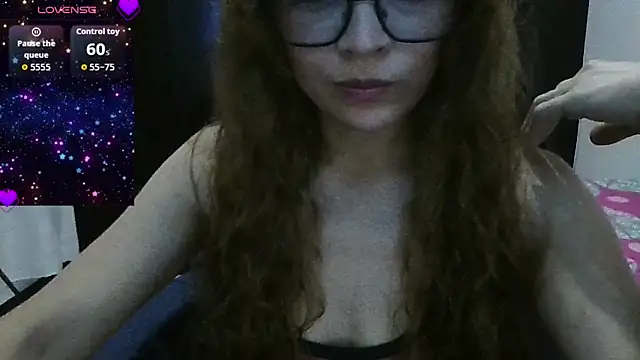 Snapshot of Lannah__ chatting on May 2026 06:19:02 AM Lannah online show from May 2026 06:19:02 AM