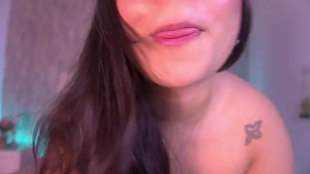 Snapshot of anne_bb chatting on May 2026 07:21:02 PM anne bb online show from May 2026 07:21:02 PM