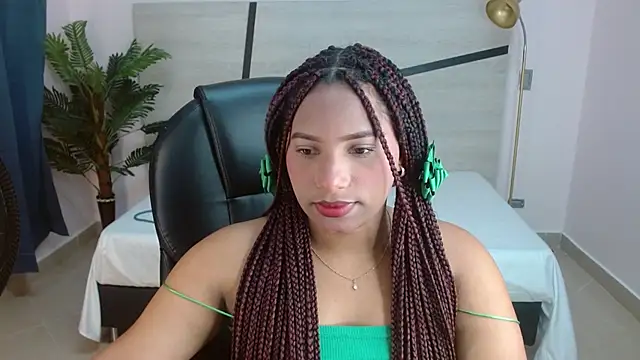 Snapshot of coral_echeverri chatting on April 2026 09:32:02 PM coral echeverri online show from April 2026 09:32:02 PM