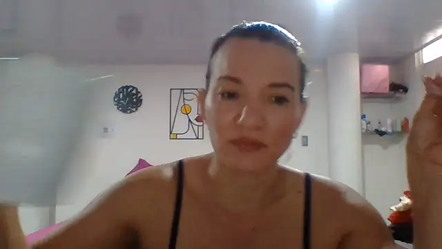 Snapshot of valery_fitt chatting on June 2026 08:54:01 PM valery fitt online show from June 2026 08:54:01 PM
