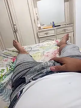 doctormastur online show from April 2026 07:30:02 PM