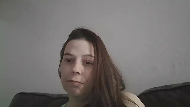 lily1982 online show from June 2026 02:40:02 AM