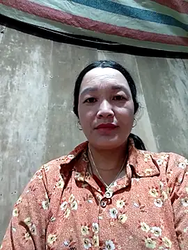 Snapshot of vanlucky2 chatting on June 2026 12:05:02 AM vanlucky2 online show from June 2026 12:05:02 AM