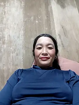 Snapshot of vanlucky2 chatting on June 2026 03:45:02 PM vanlucky2 online show from June 2026 03:45:02 PM