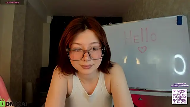 Lessi Panic online show from April 2026 01:15:01 AM
