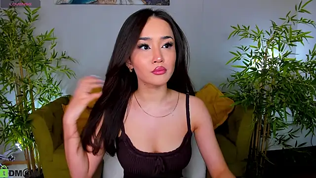 Snapshot of Riddle_Lay chatting on April 2026 09:56:02 AM Riddle Lay online show from April 2026 09:56:02 AM