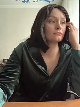 Snapshot of Ann_Hunt chatting on April 2026 10:21:01 AM Ann Hunt online show from April 2026 10:21:01 AM