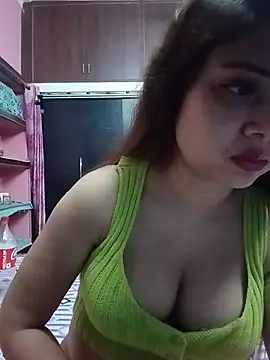 Snapshot of Hot_Soniya_08 chatting on July 2026 03:39:01 PM Hot Soniya 08 online show from July 2026 03:39:01 PM
