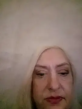 Julia20X online show from April 2026 08:57:02 PM