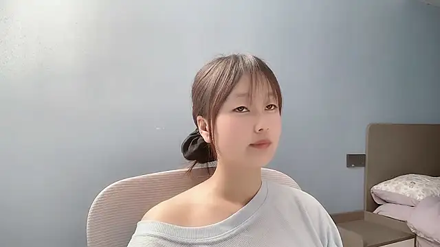 Snapshot of Xiaoqing00 chatting on April 2026 02:11:01 AM Xiaoqing00 online show from April 2026 02:11:01 AM