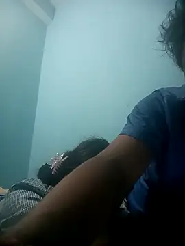 Shaniya03 online show from April 2026 11:51:02 PM