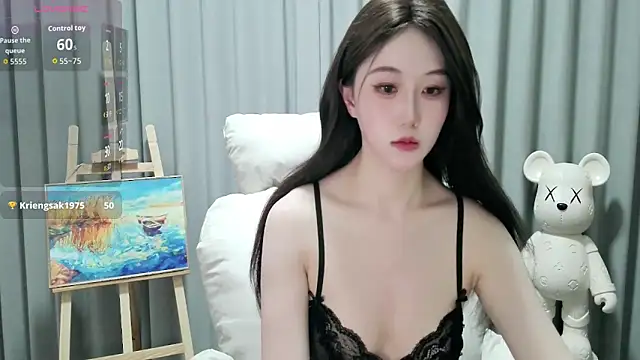 LUNYI-CC online show from May 2026 10:36:01 AM