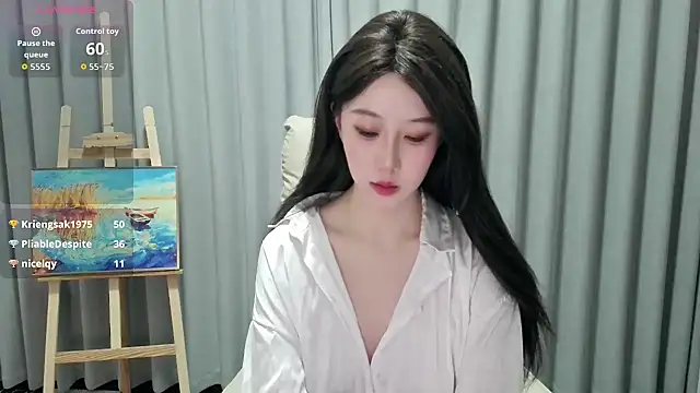 Snapshot of LUNYI-CC chatting on June 2026 02:33:01 PM LUNYI-CC online show from June 2026 02:33:01 PM