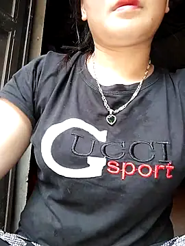 giahan1 online show from April 2026 05:03:01 AM