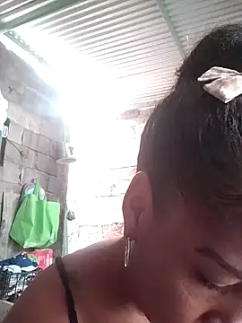 Snapshot of Lili-Sex chatting on May 2026 01:38:02 PM Lili-Sex online show from May 2026 01:38:02 PM
