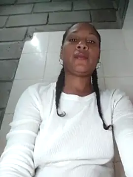 Snapshot of Lili-Sex chatting on May 2026 04:18:01 AM Lili-Sex online show from May 2026 04:18:01 AM
