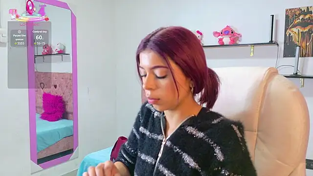 VelinaHoney online show from June 2026 12:48:01 PM