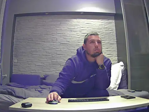 Snapshot of Sebq95 chatting on April 2026 06:12:02 PM Sebq95 online show from April 2026 06:12:02 PM