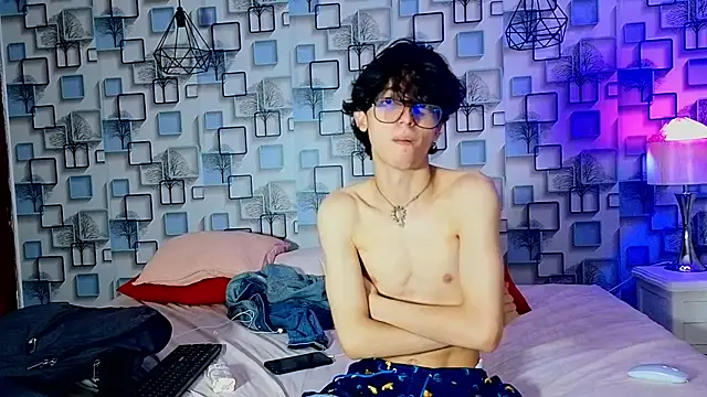 Twink Sebas7 online show from May 2026 12:09:02 PM