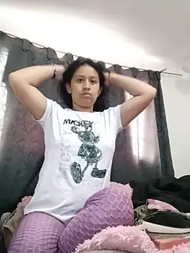 katrina-09 online show from May 2026 12:33:02 PM