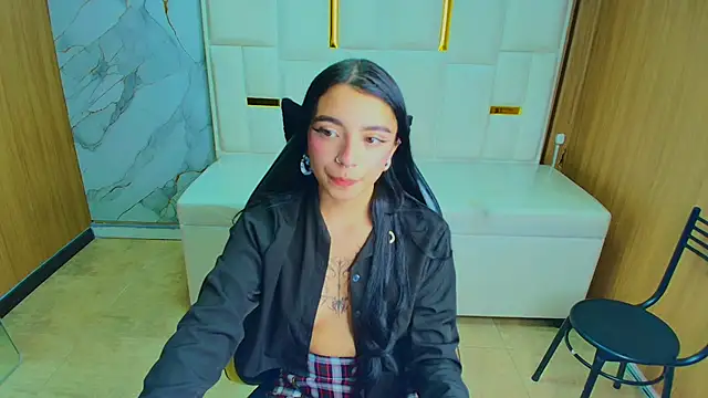Snapshot of Samantha_petite_tf chatting on May 2026 03:12:01 AM Samantha petite tf online show from May 2026 03:12:01 AM